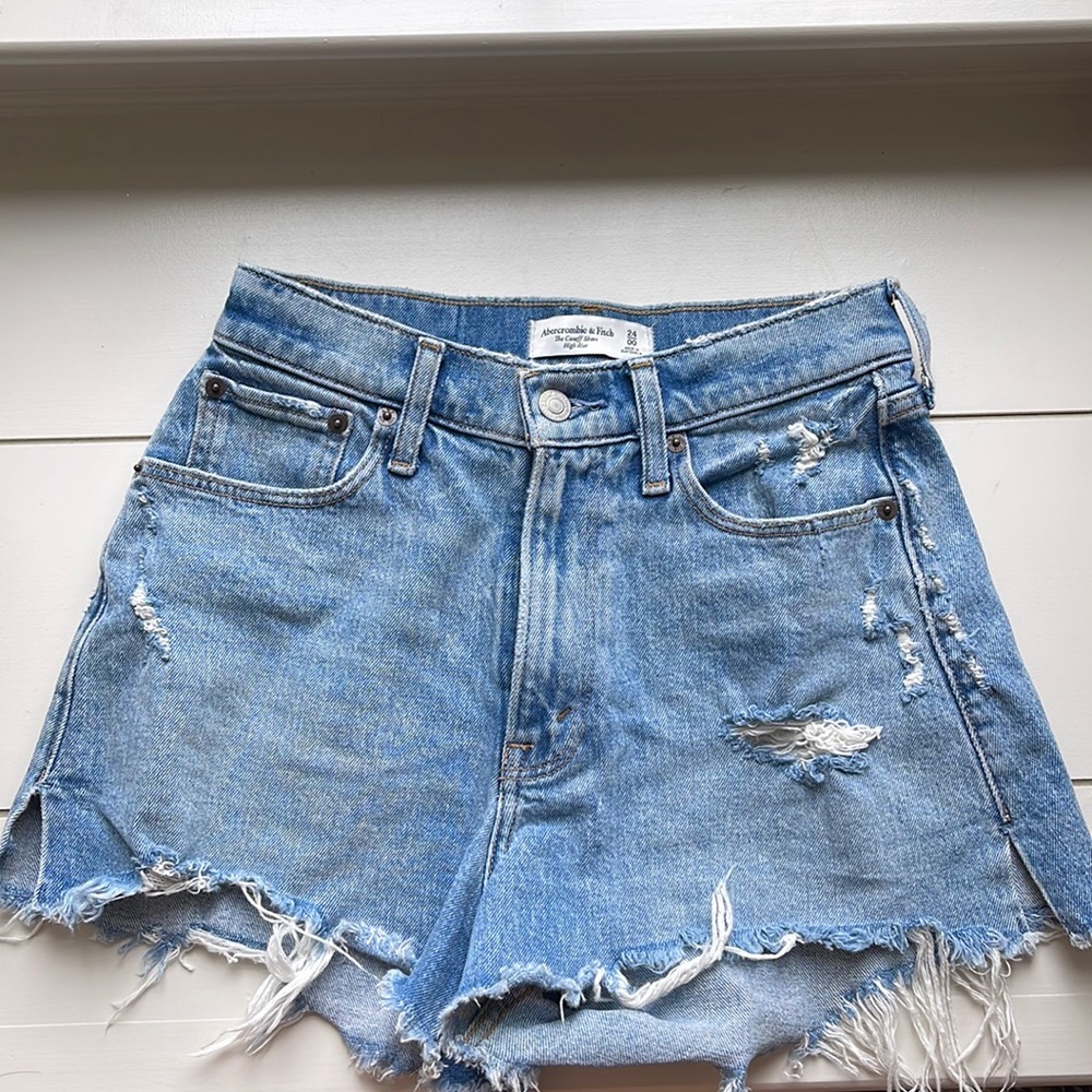 Abercrombie and Fitch curve love shorts